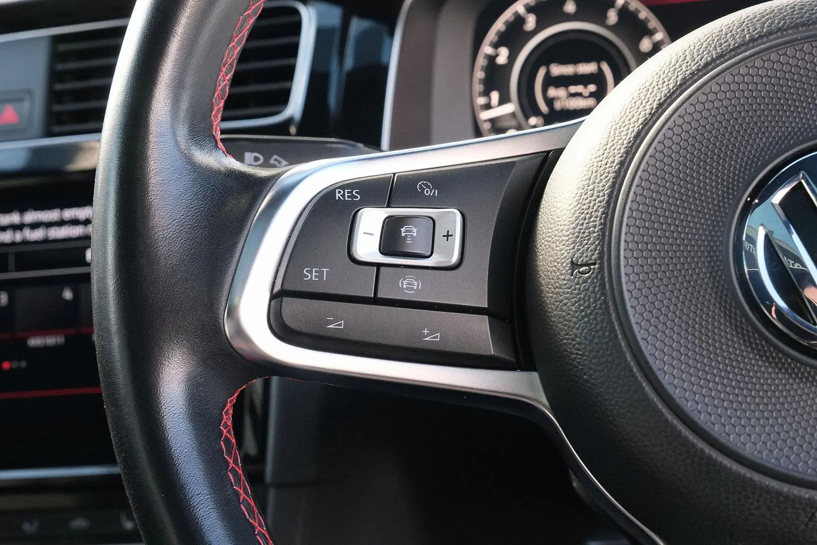 2019 Volkswagen Golf Gallery Image 16