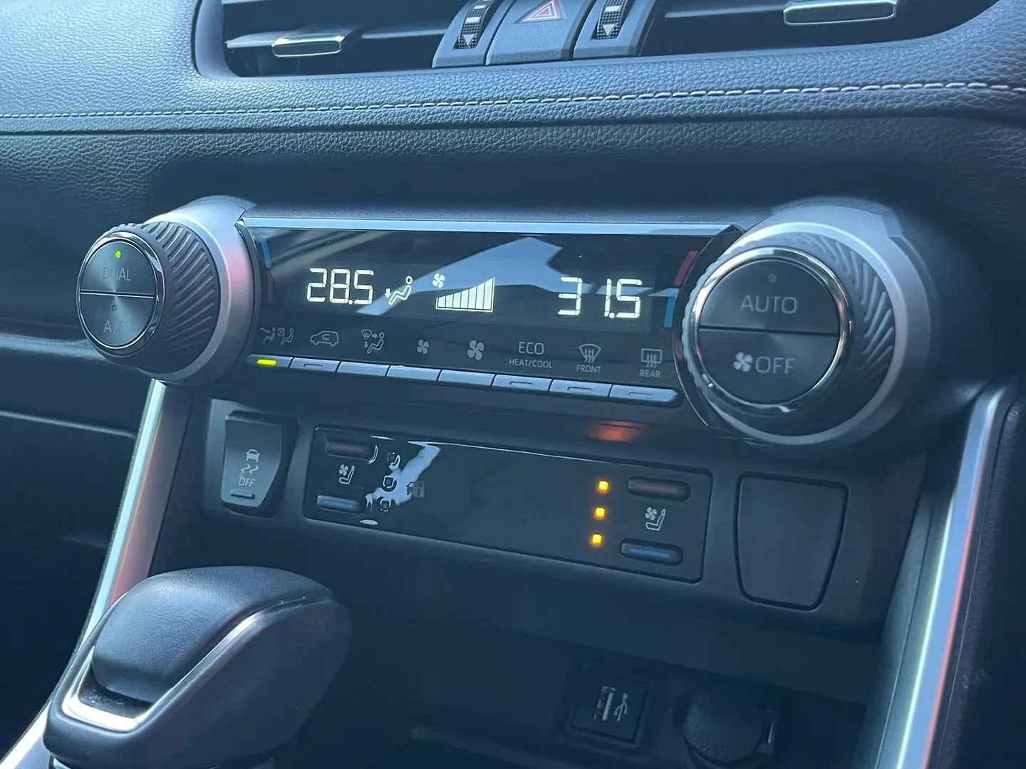 2024 Toyota RAV4 Gallery Image 22