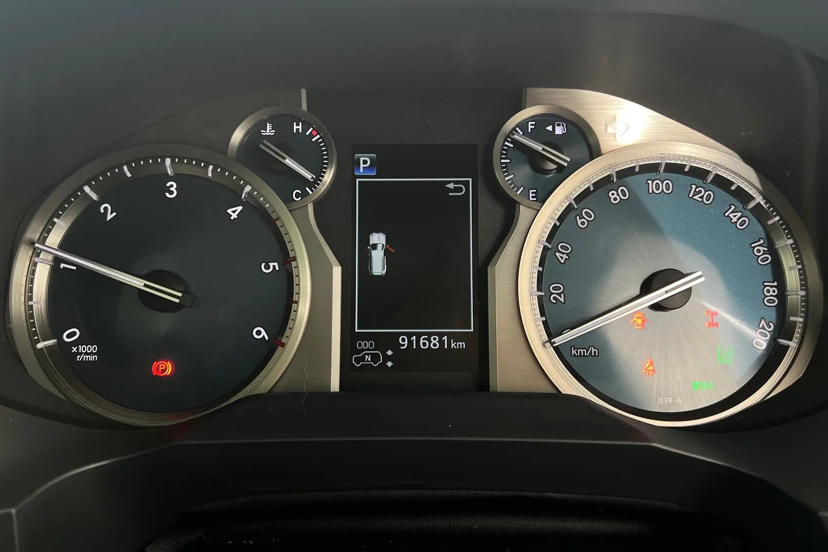 2018 Toyota Landcruiser Prado Gallery Image 17