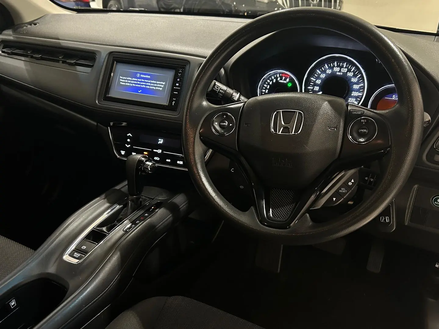 2017 Honda Hr-V Gallery Image 11