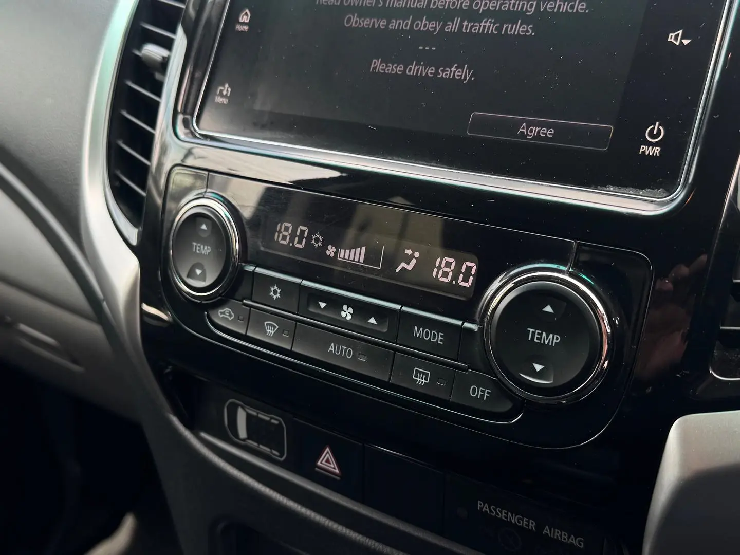 2017 Mitsubishi Triton Gallery Image 15