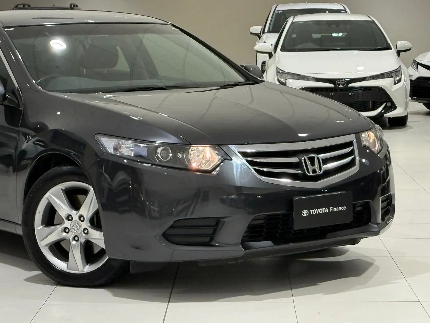 2012 Honda Accord Euro Gallery Image 3