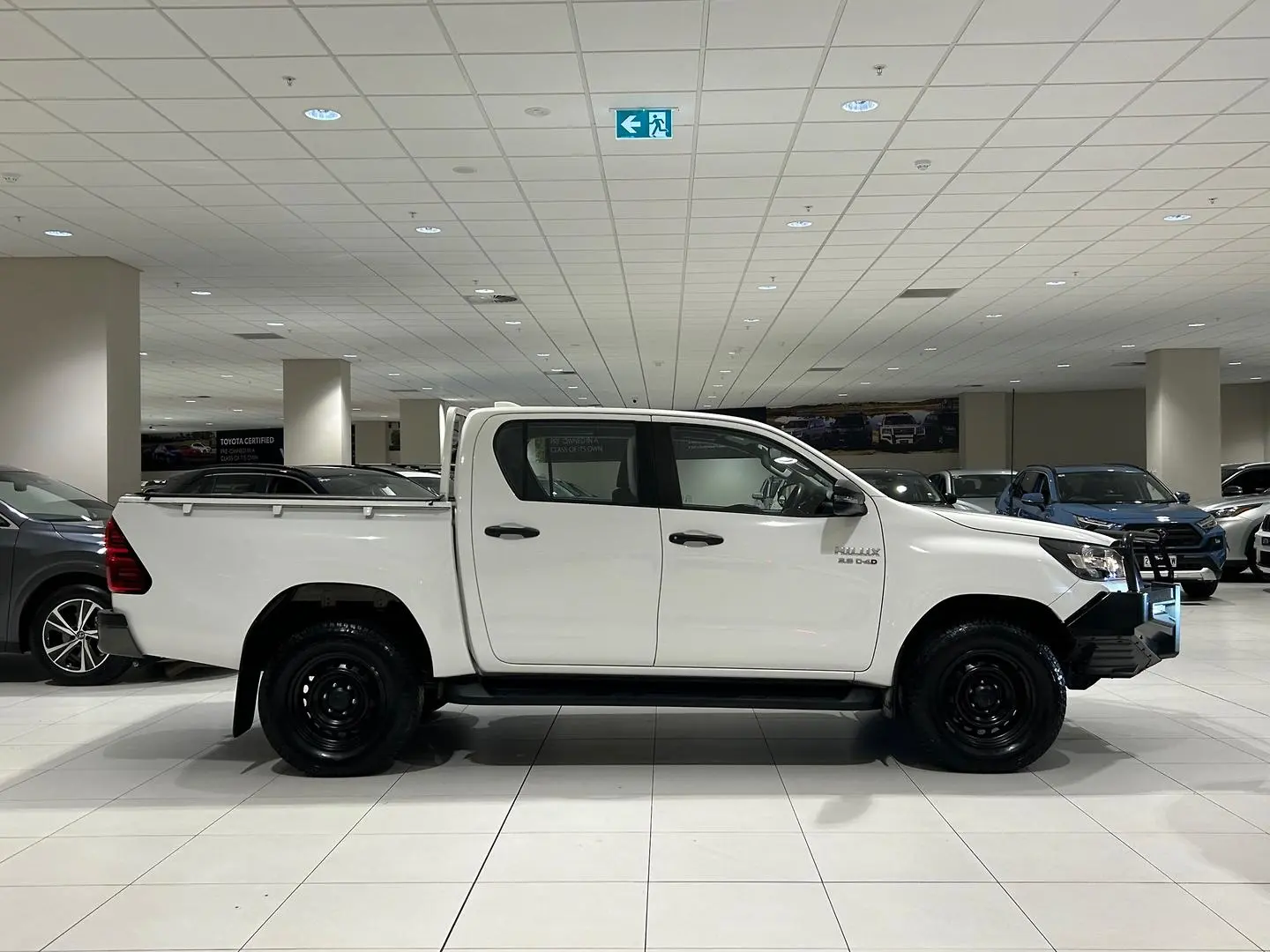 2022 Toyota Hilux Gallery Image 2