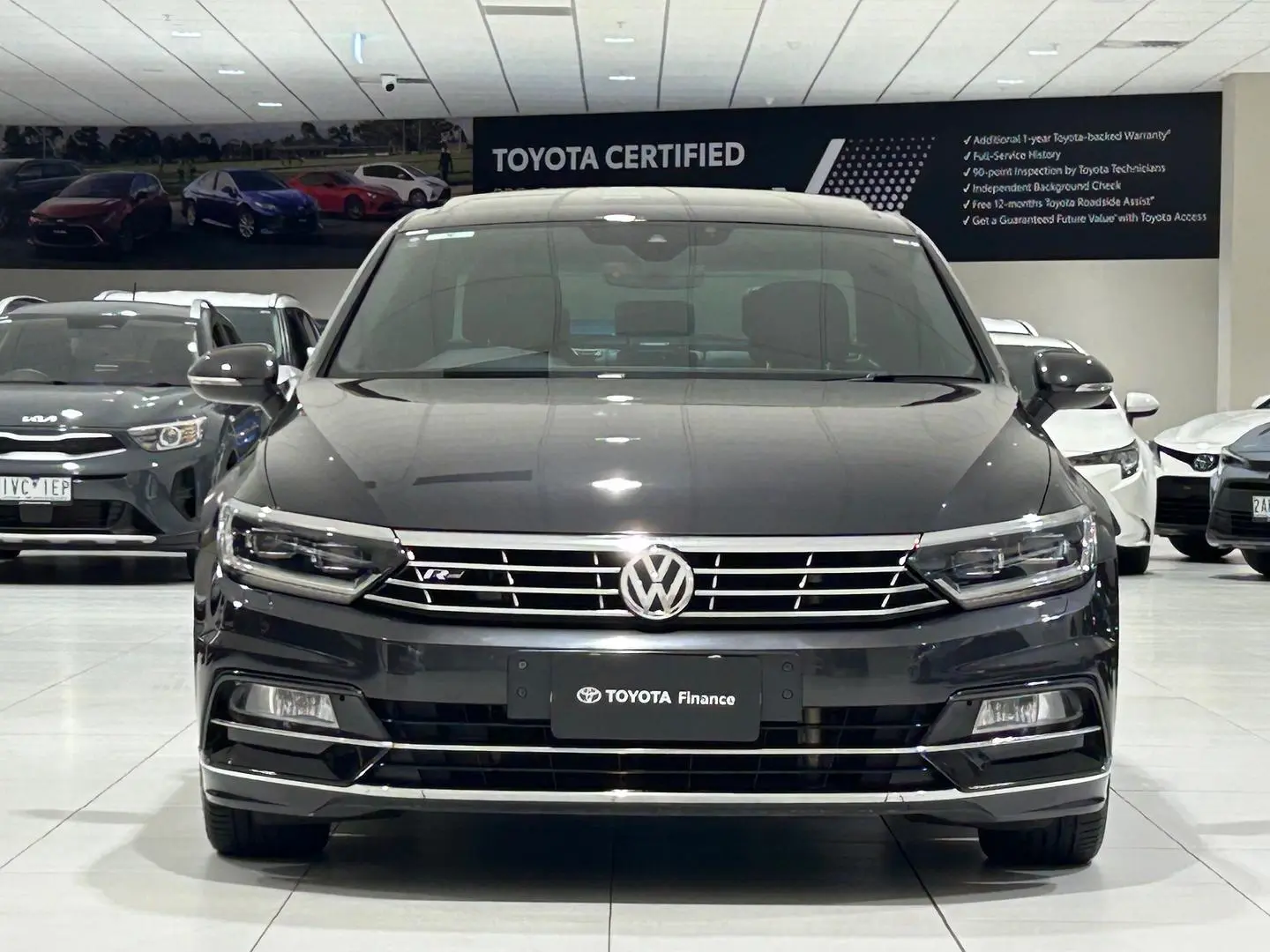 2018 Volkswagen Passat Gallery Image 5