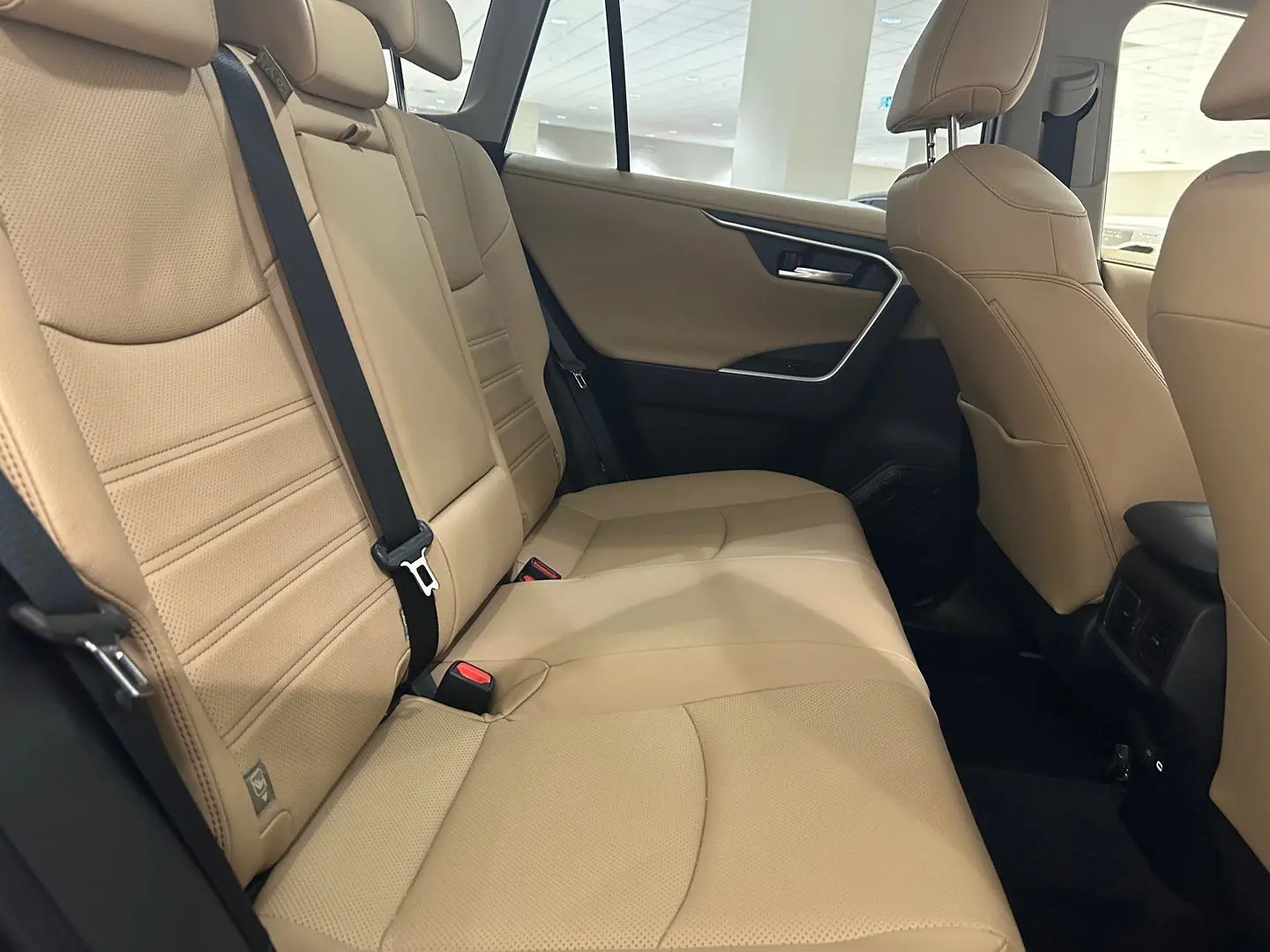 2024 Toyota RAV4 Gallery Image 12