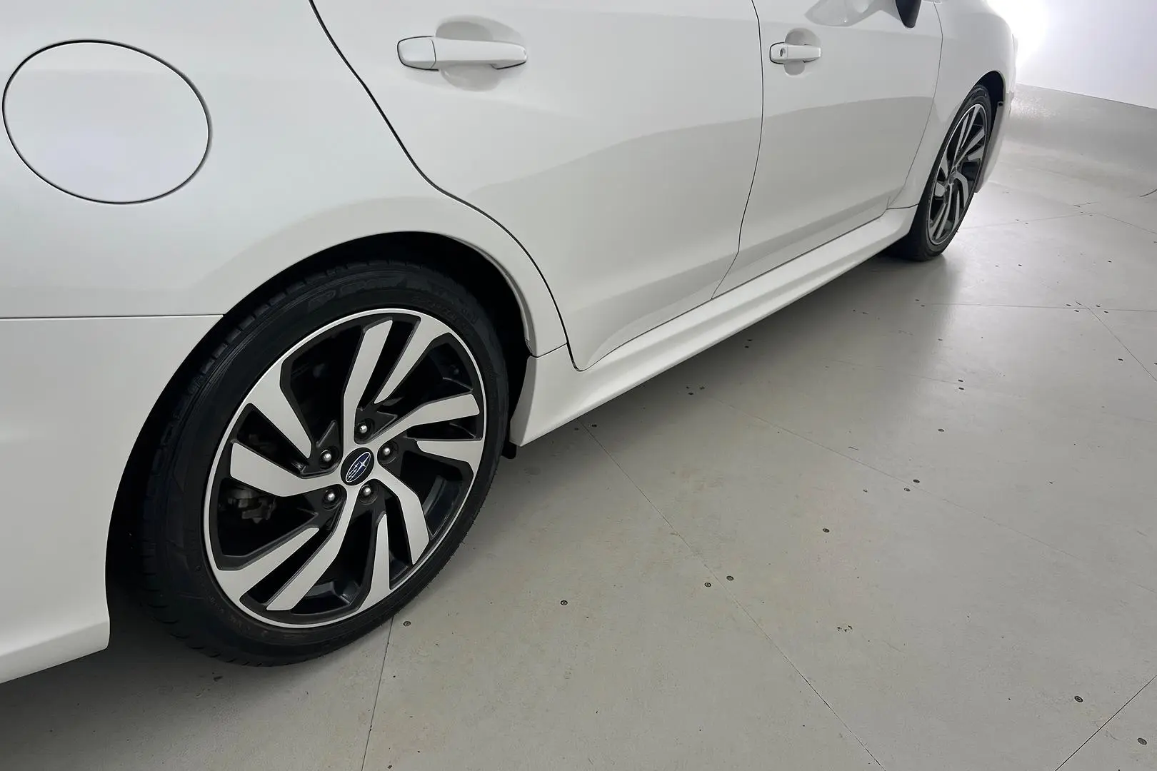 2020 Subaru Levorg Gallery Image 4