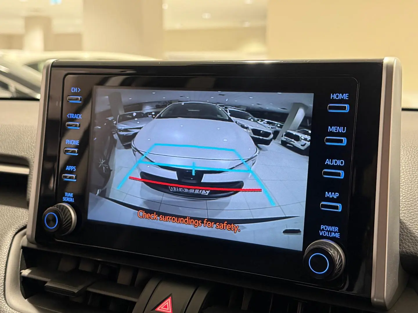 2020 Toyota RAV4 Gallery Image 16