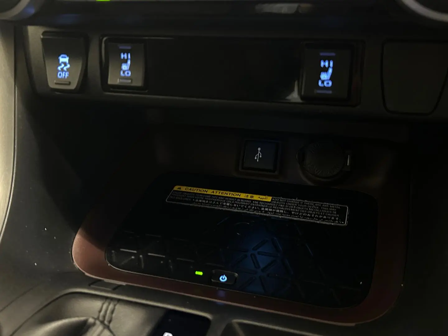 2020 Toyota RAV4 Gallery Image 19
