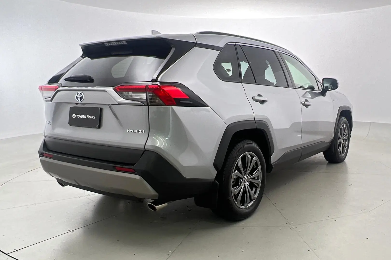 2022 Toyota RAV4 Gallery Image 3