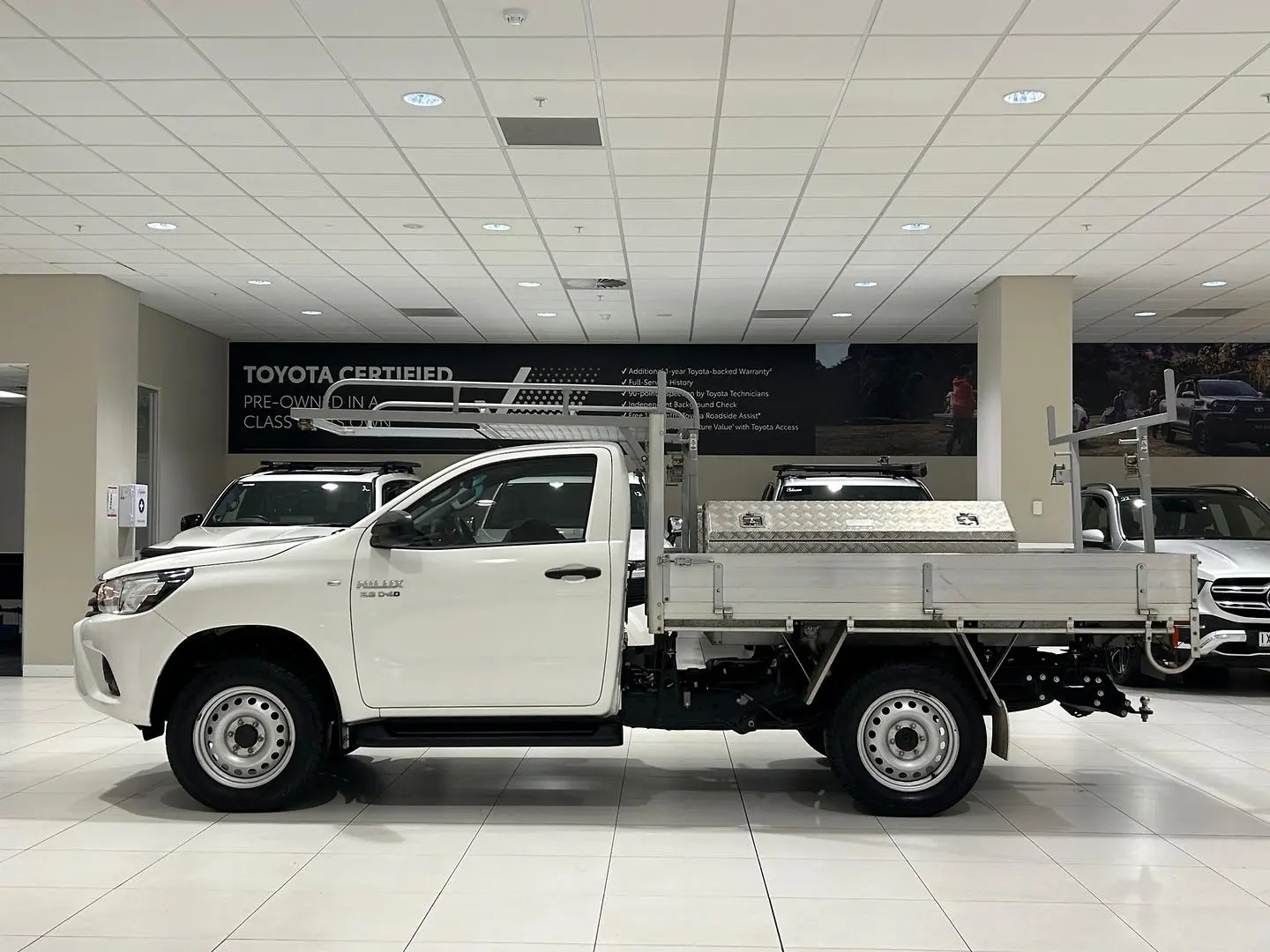 2020 Toyota Hilux Gallery Image 6