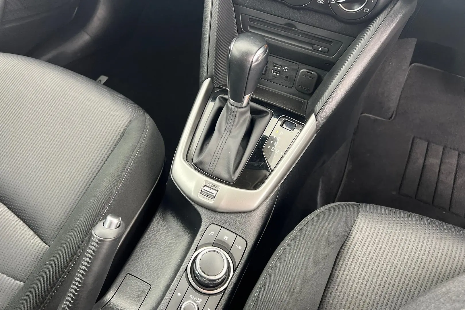 2016 Mazda CX-3 Gallery Image 12