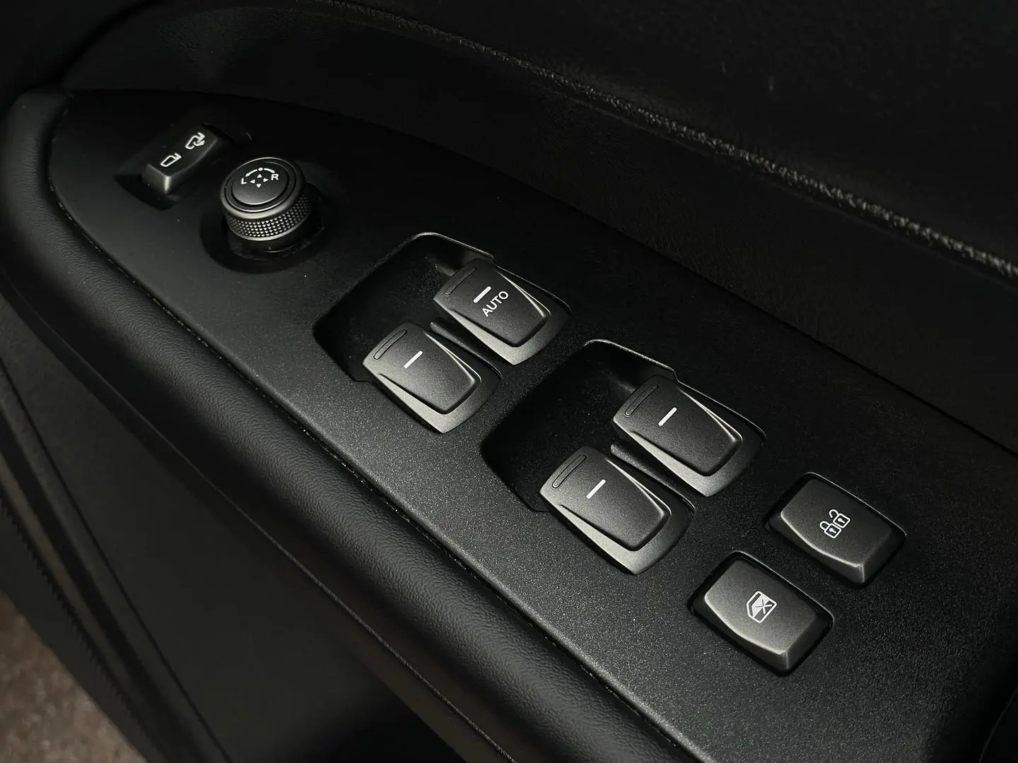 2022 SsangYong Musso Gallery Image 14