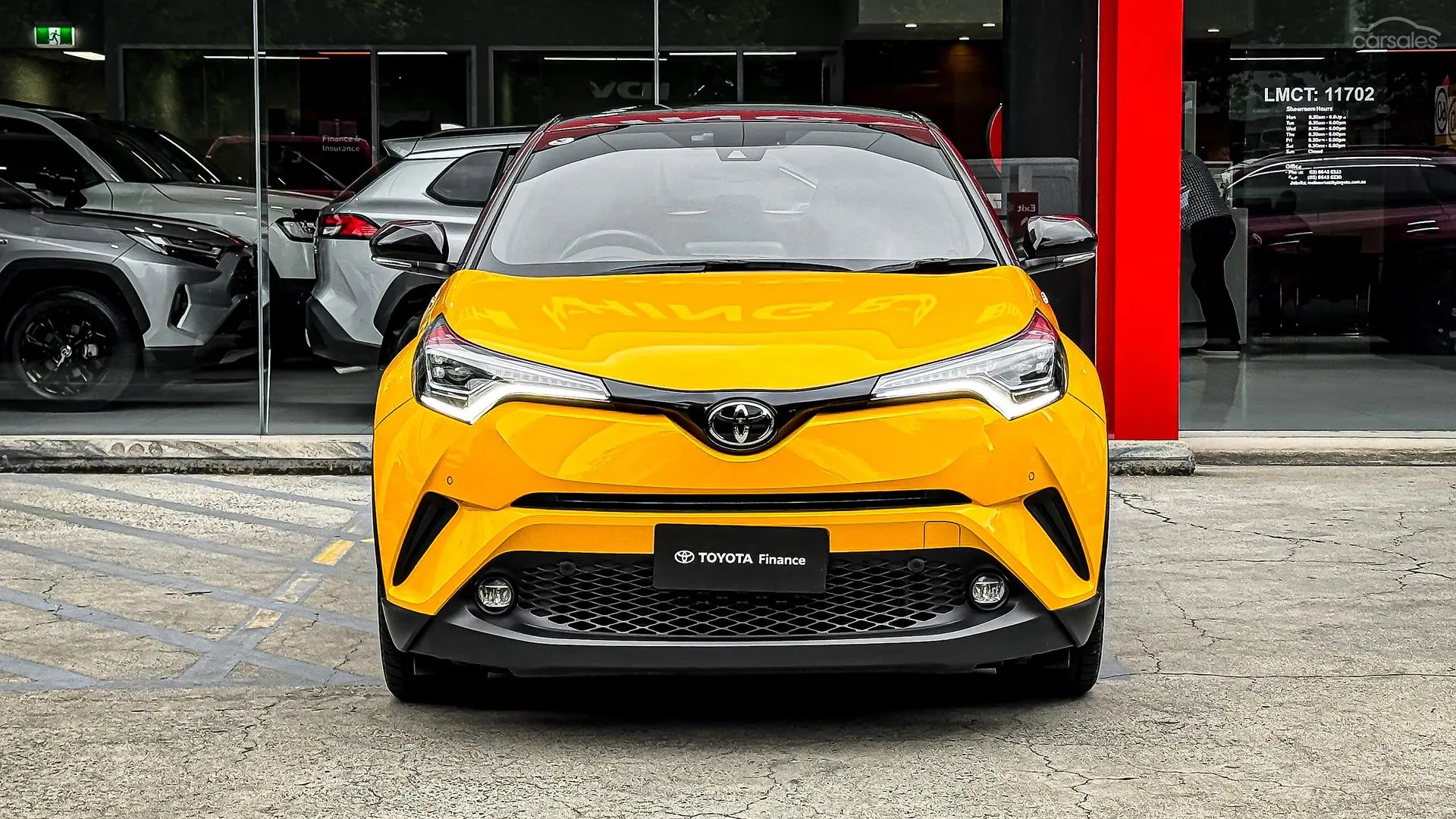 2018 Toyota C-HR Image 10