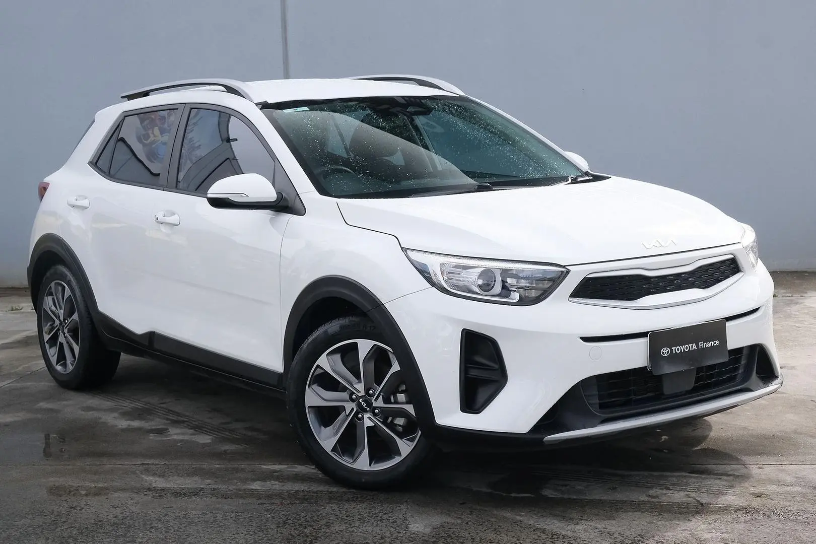2021 Kia Stonic Gallery Image 1