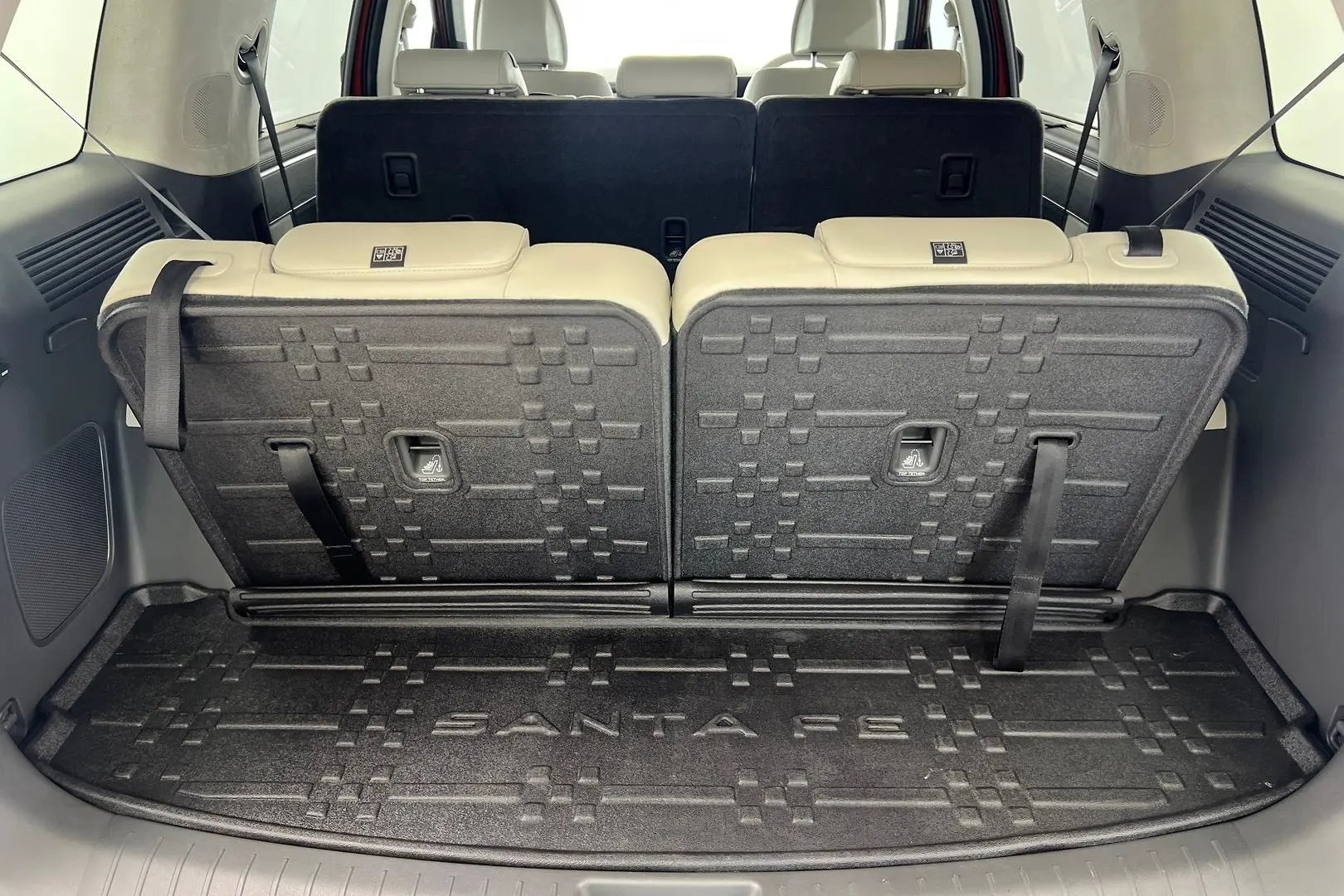2024 Hyundai Santa Fe Gallery Image 20