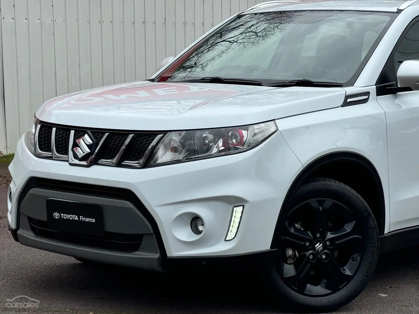 2017 Suzuki Vitara Image 11