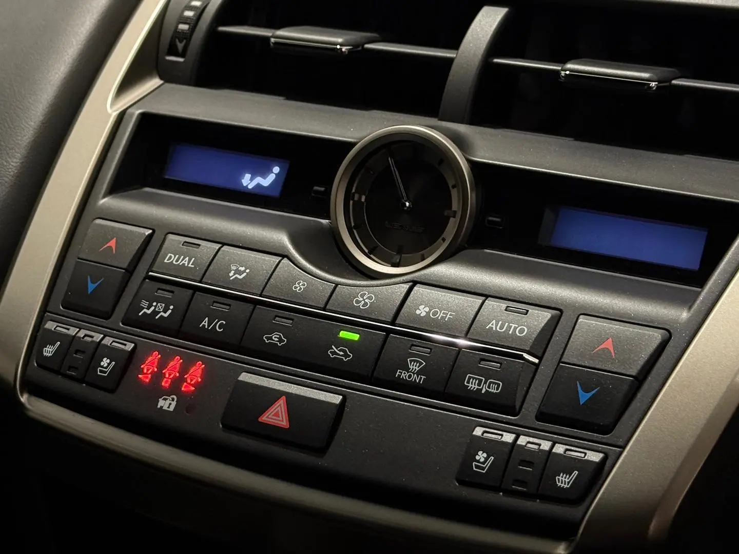 2017 Lexus NX Gallery Image 21