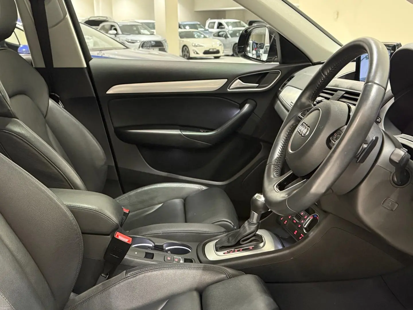 2018 Audi Q3 Gallery Image 12