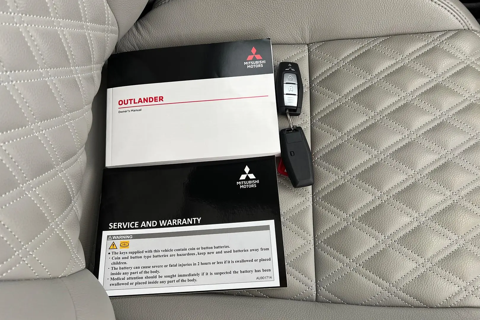 2022 Mitsubishi Outlander Gallery Image 21
