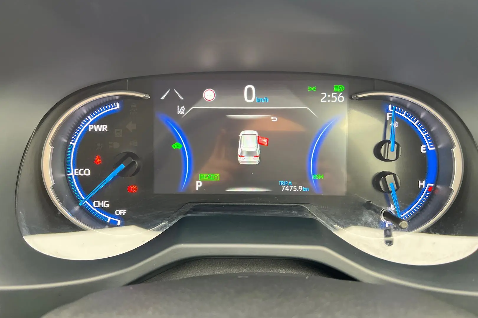 2024 Toyota RAV4 Gallery Image 14