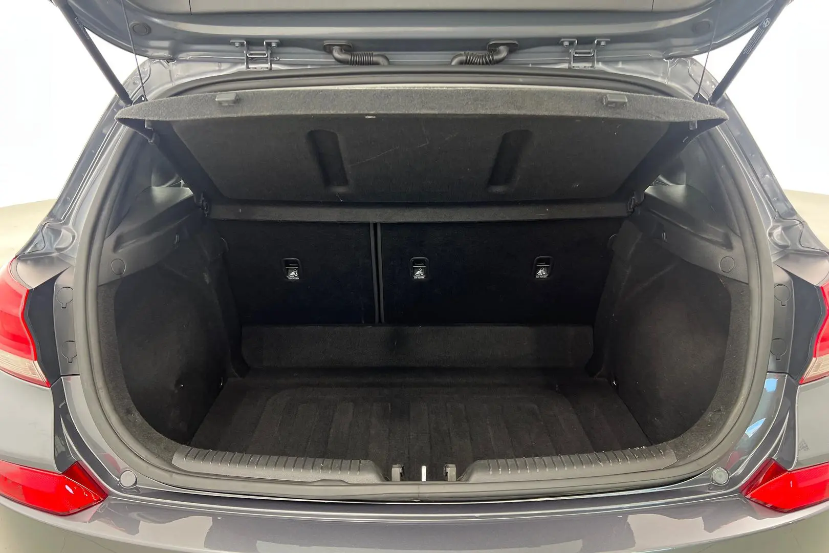 2018 Hyundai i30 Gallery Image 18