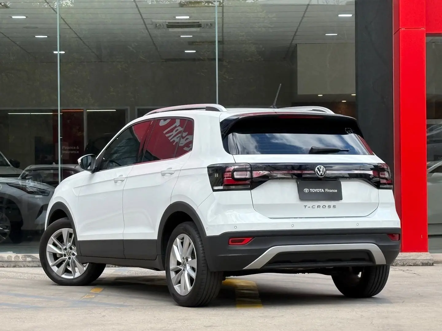2021 Volkswagen T-Cross Gallery Image 10