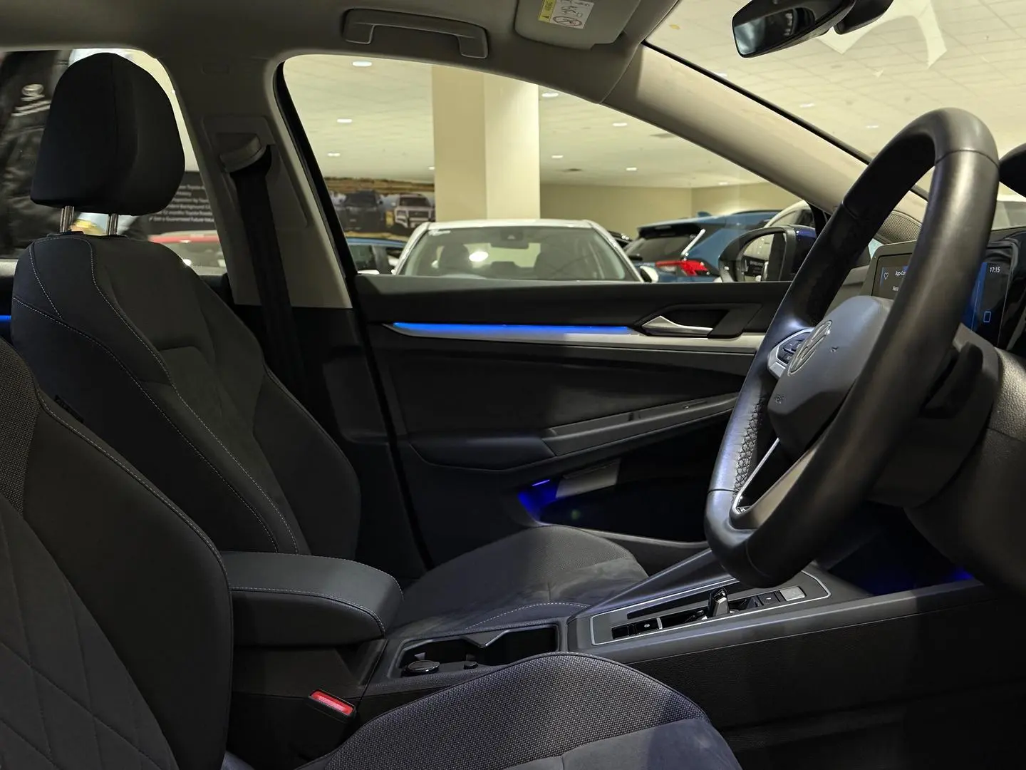 2023 Volkswagen Golf Gallery Image 11