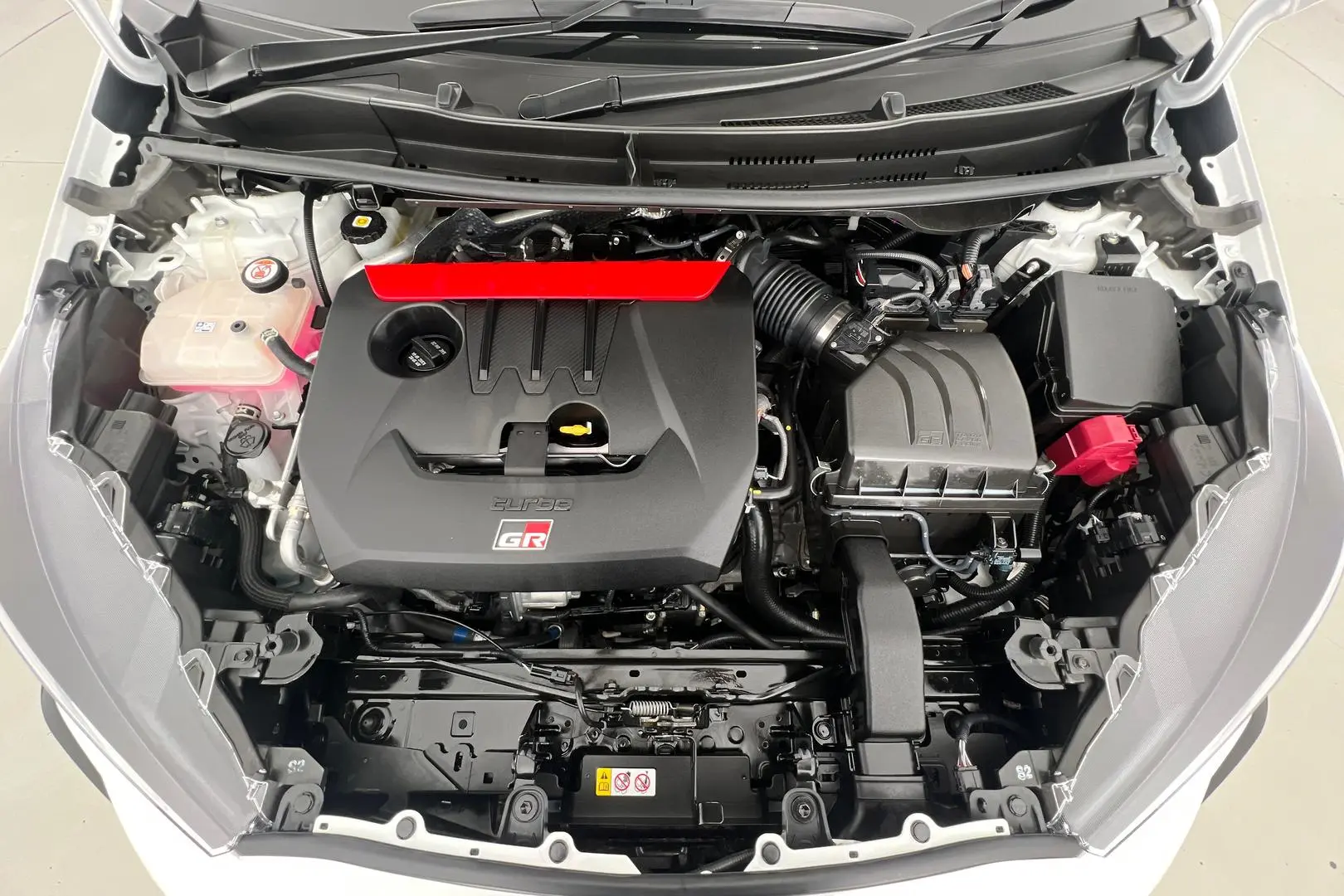 2021 Toyota Yaris Gallery Image 24