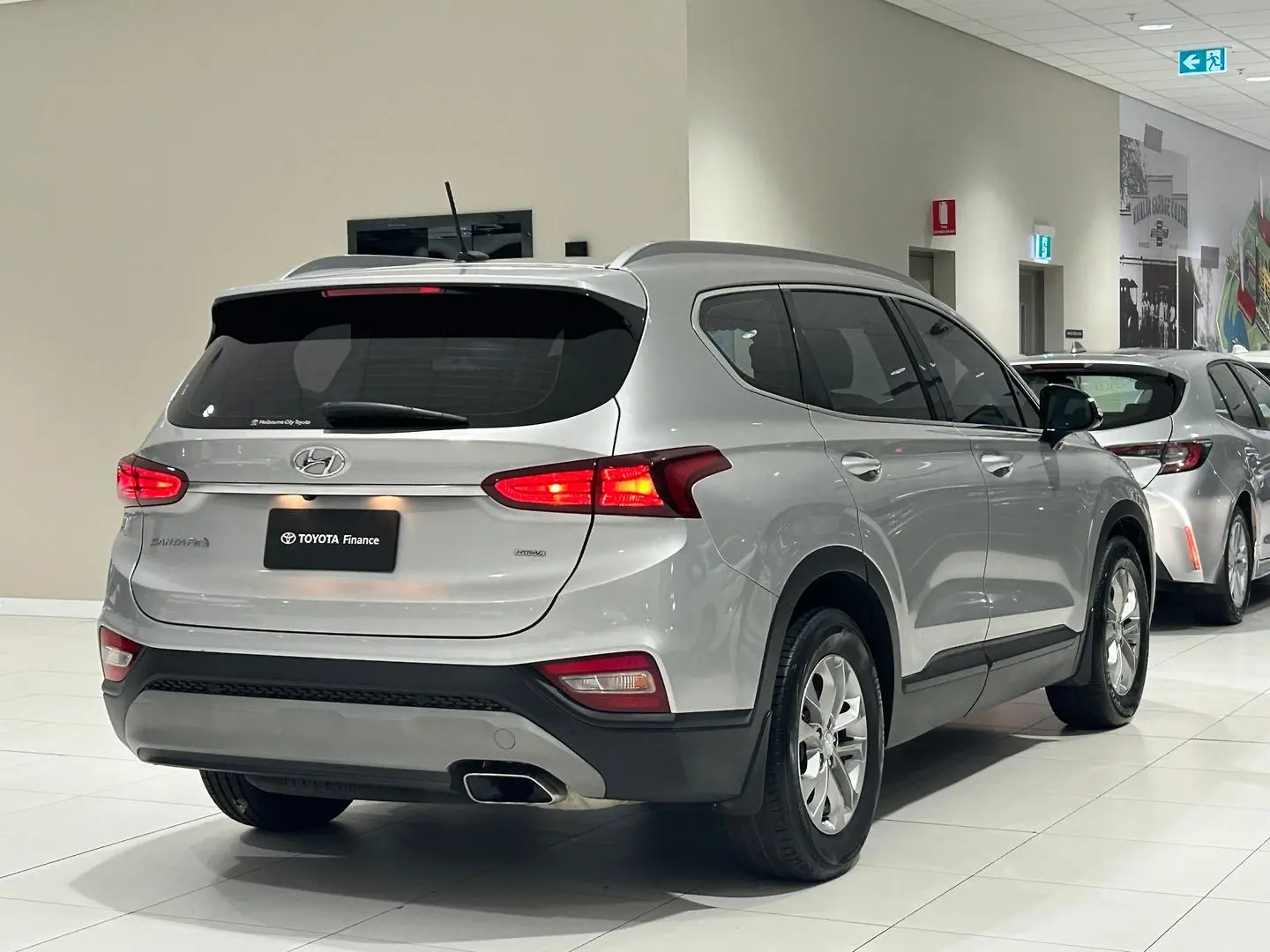 2020 Hyundai Santa Fe Gallery Image 10