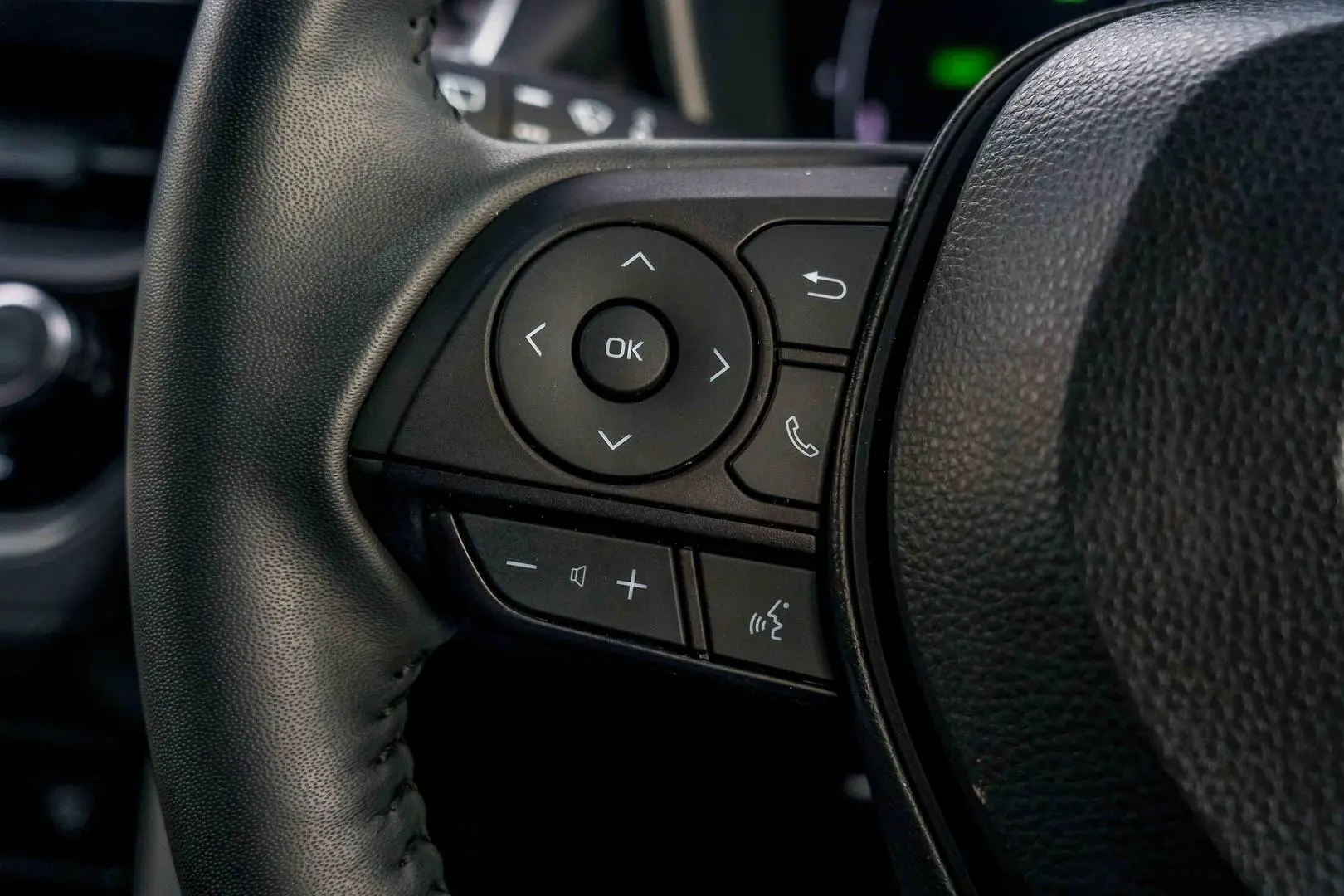 2024 Toyota Corolla Cross Gallery Image 13