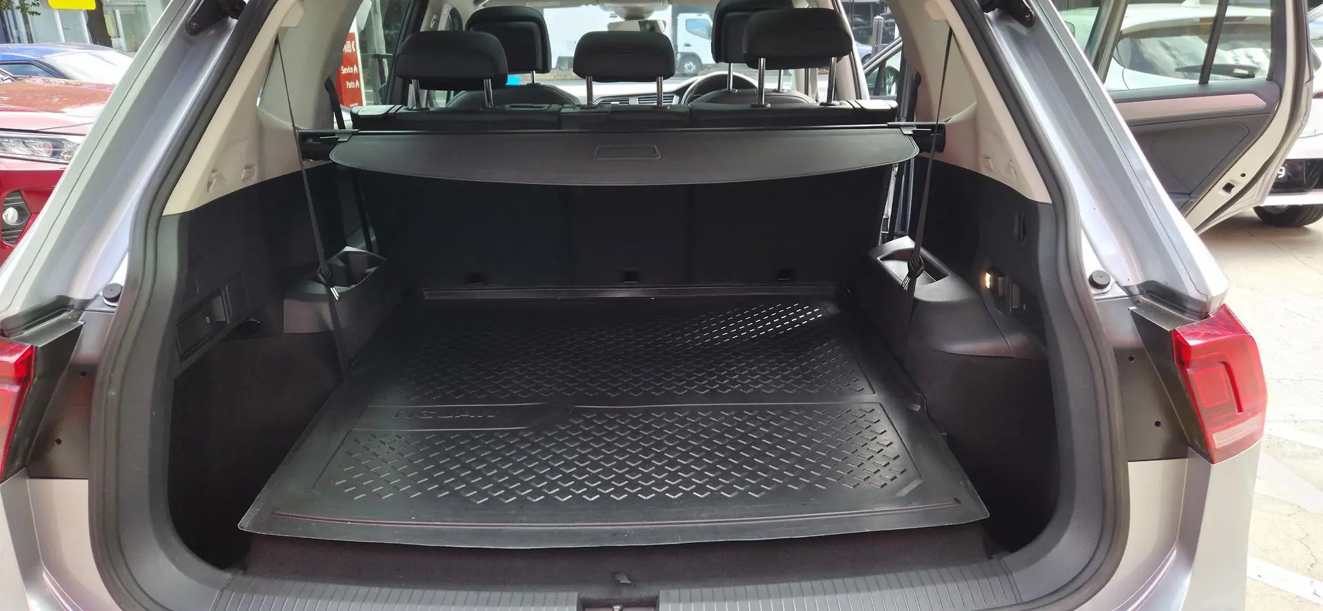 2020 Volkswagen Tiguan Gallery Image 27