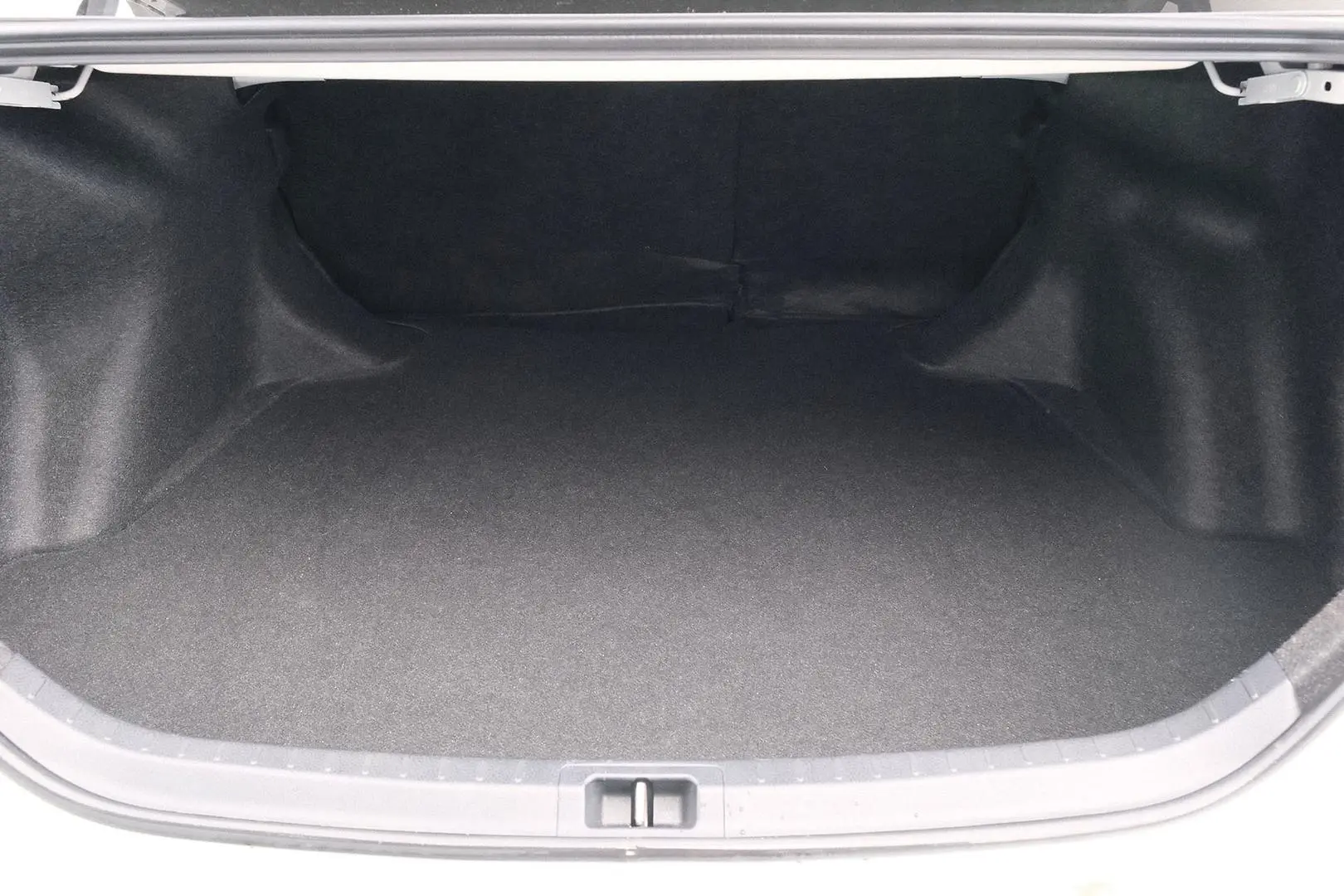 2017 Toyota Corolla Gallery Image 11