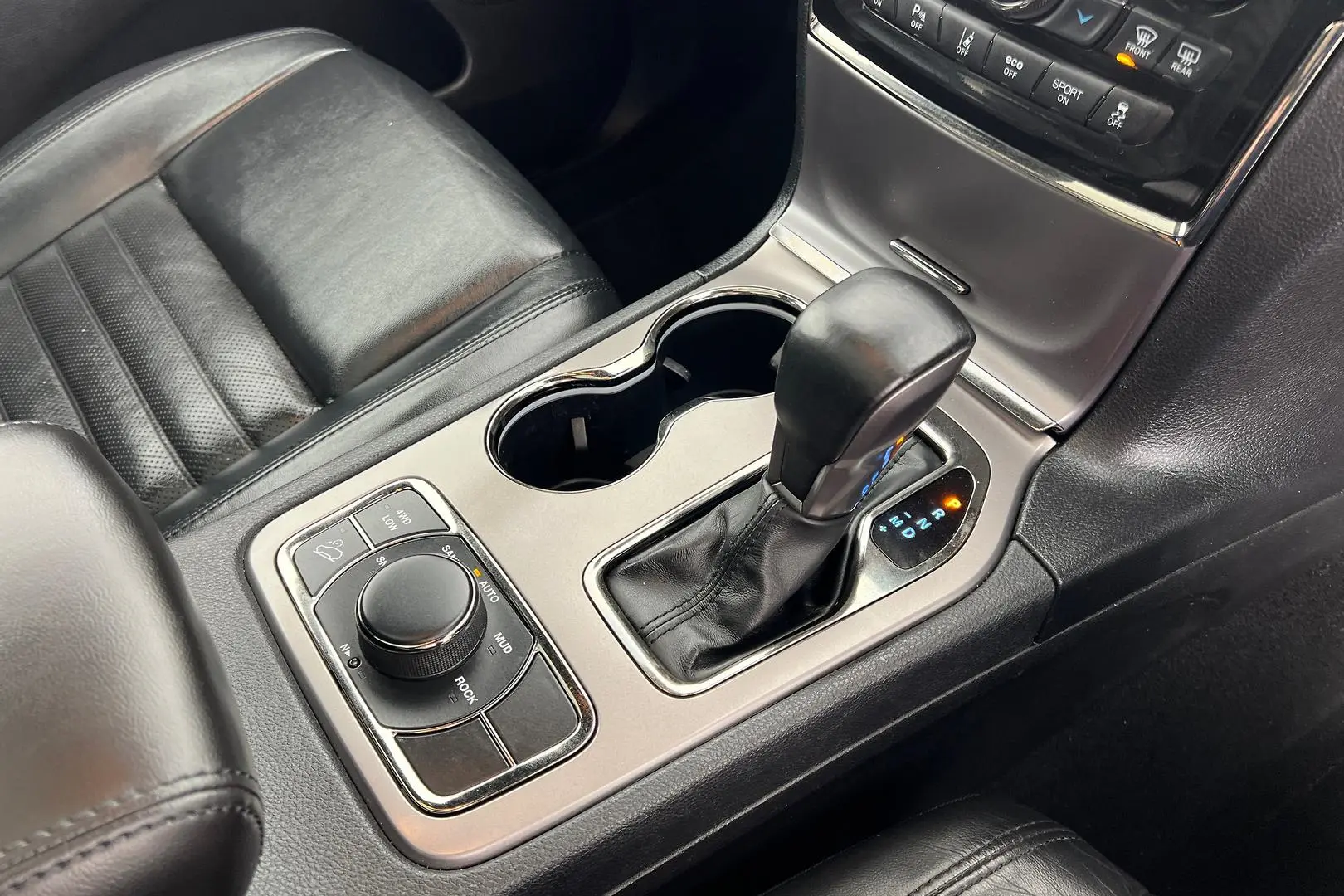 2021 Jeep Grand Cherokee Gallery Image 18