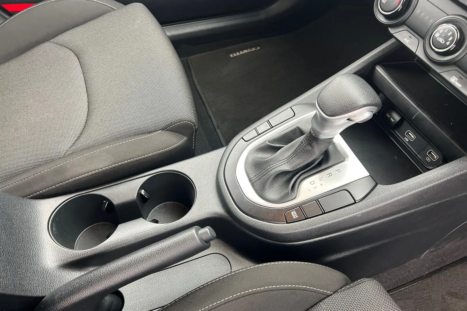 2022 Kia Cerato Gallery Image 14