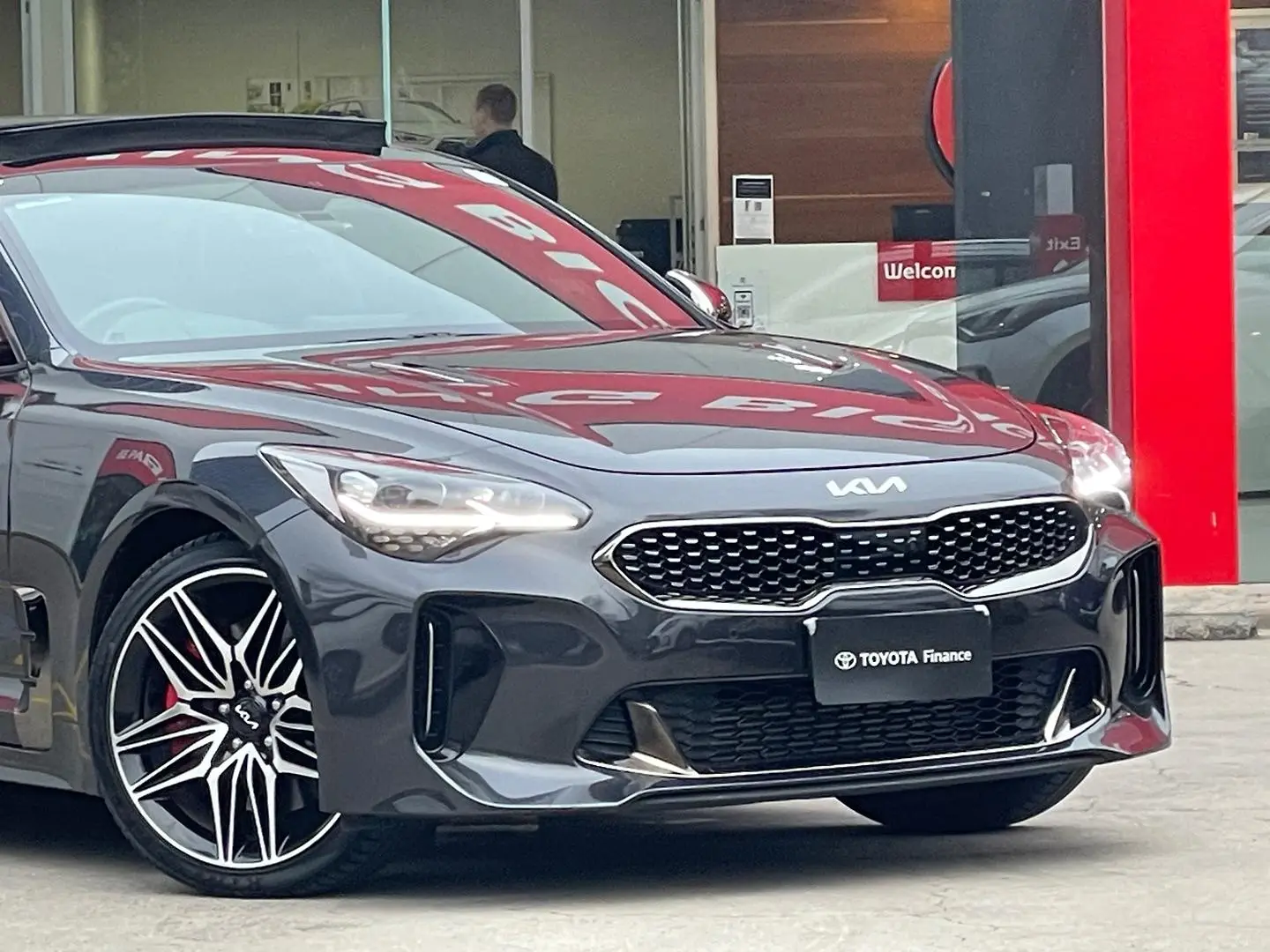 2022 Kia Stinger Gallery Image 4