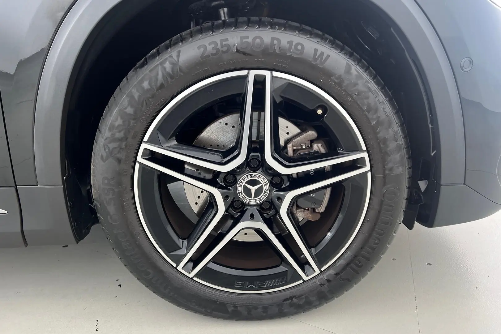 2023 Mercedes-Benz GLA-Class Gallery Image 21