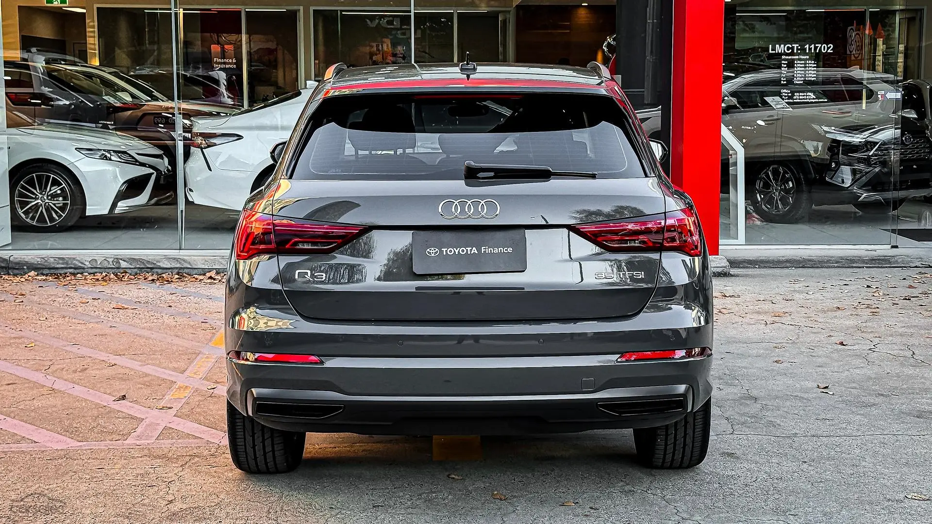 2022 Audi Q3 Image 7