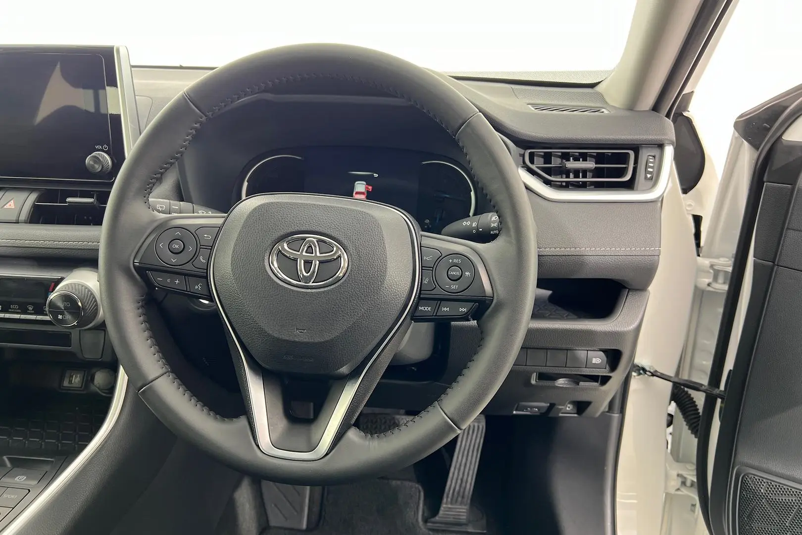 2024 Toyota Rav4 Gallery Image 10