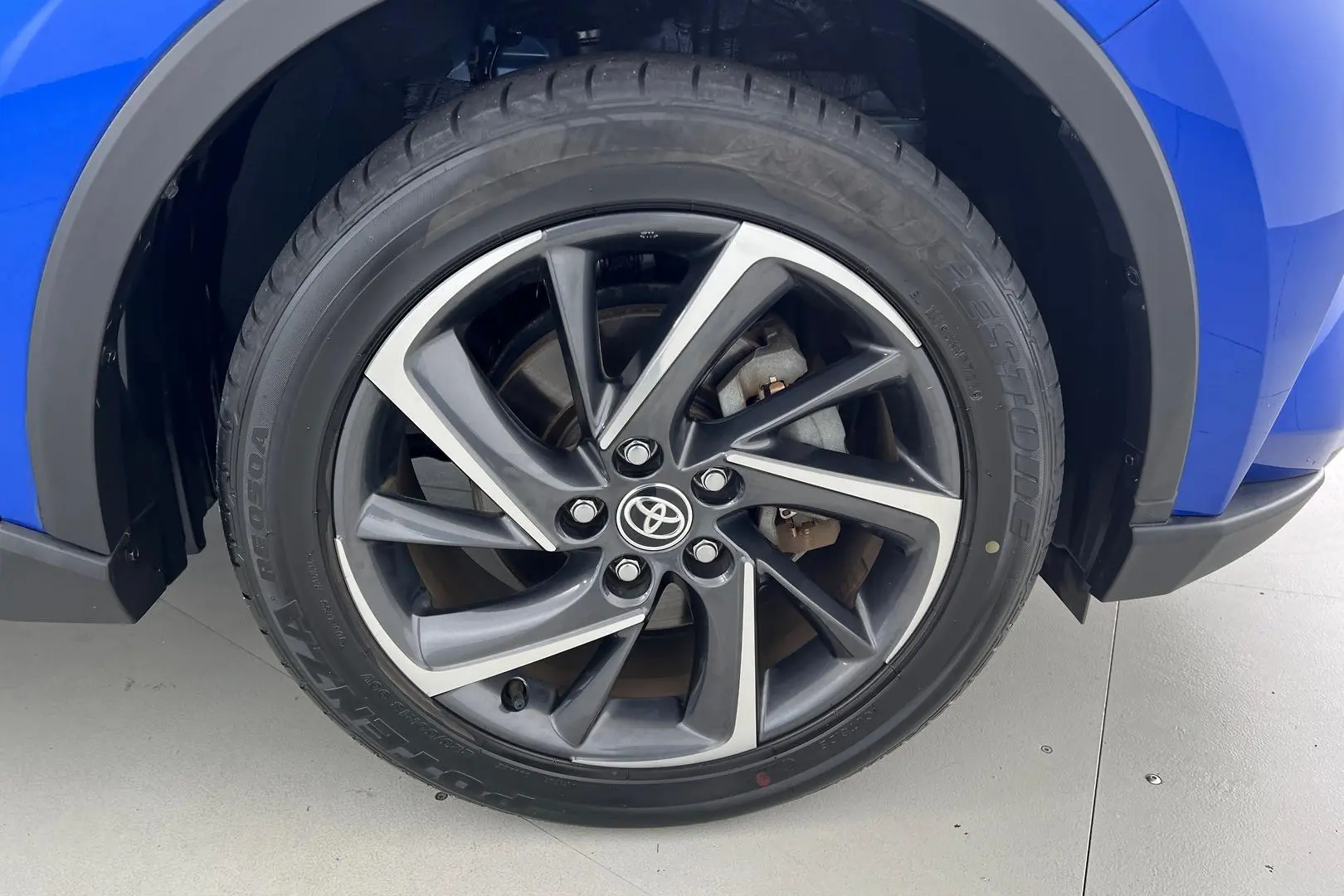 2021 Toyota C-HR Gallery Image 22