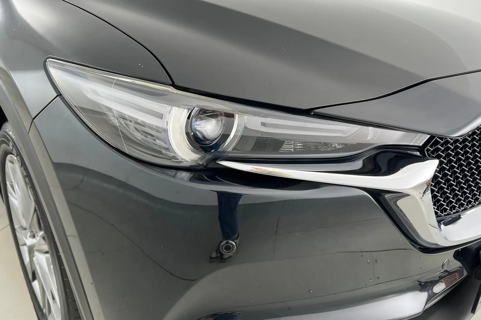 2019 Mazda CX-5 Gallery Image 2