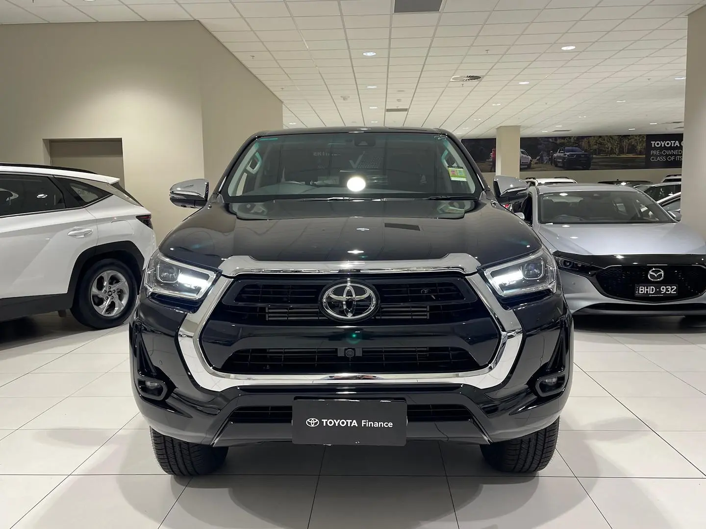 2023 Toyota Hilux Gallery Image 4
