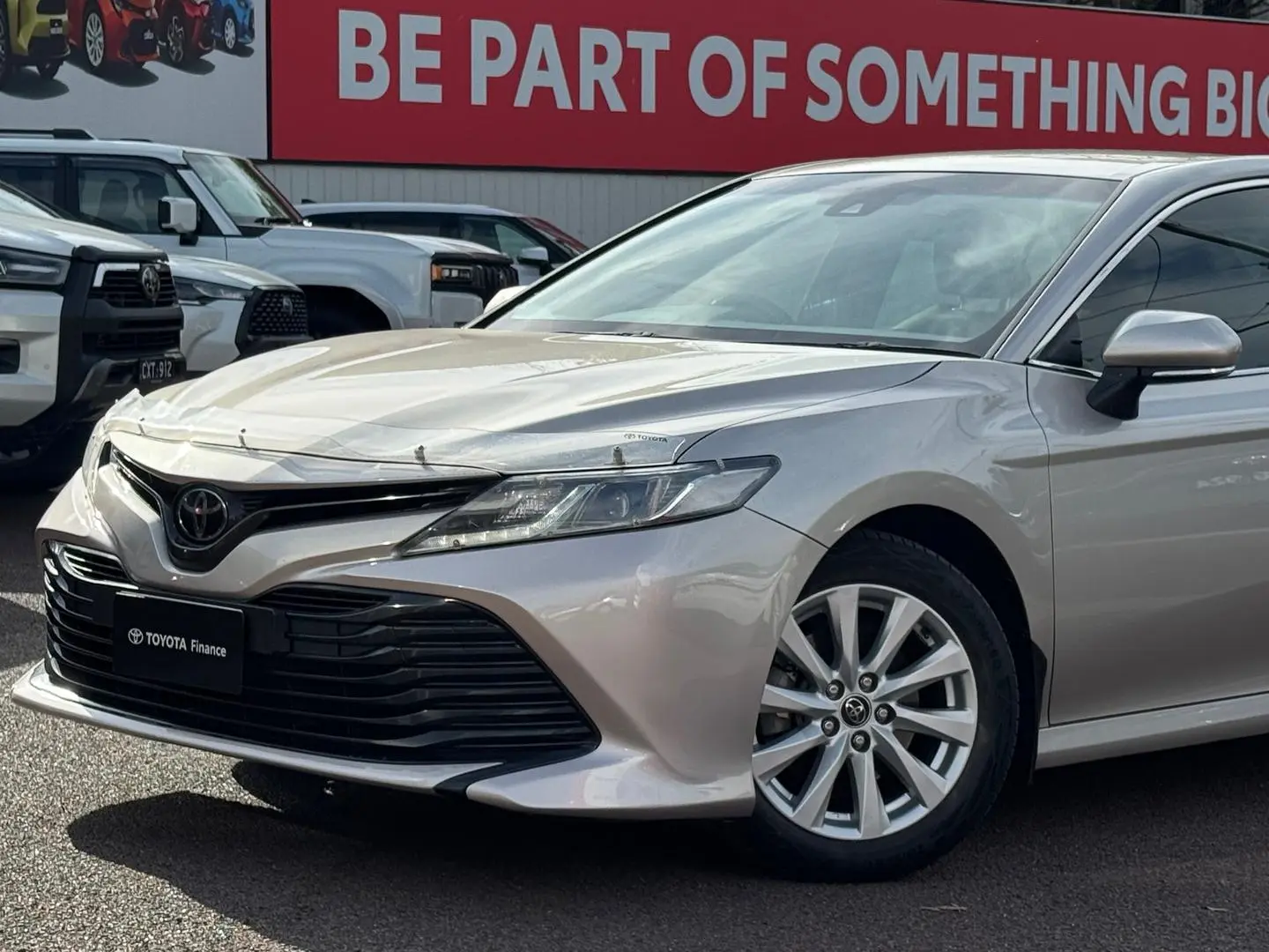 2018 Toyota Camry Gallery Image 9
