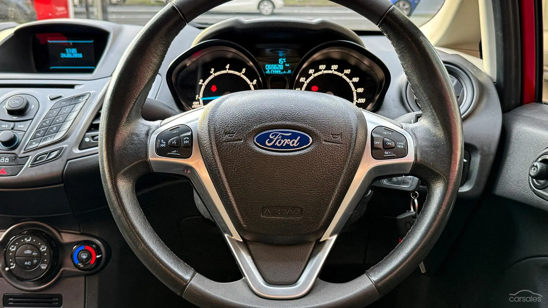 2016 Ford Fiesta Image 21