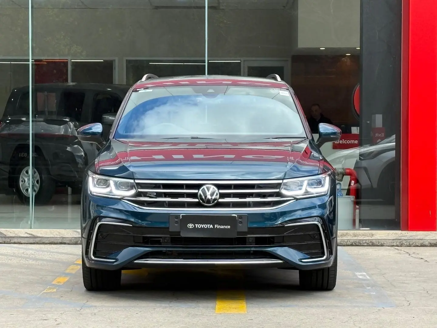 2023 Volkswagen Tiguan Gallery Image 7