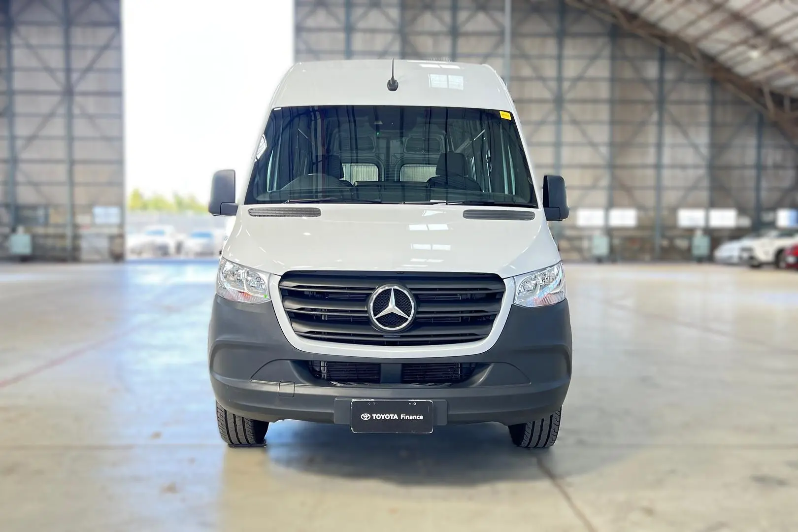 2024 Mercedes-Benz Sprinter Gallery Image 9