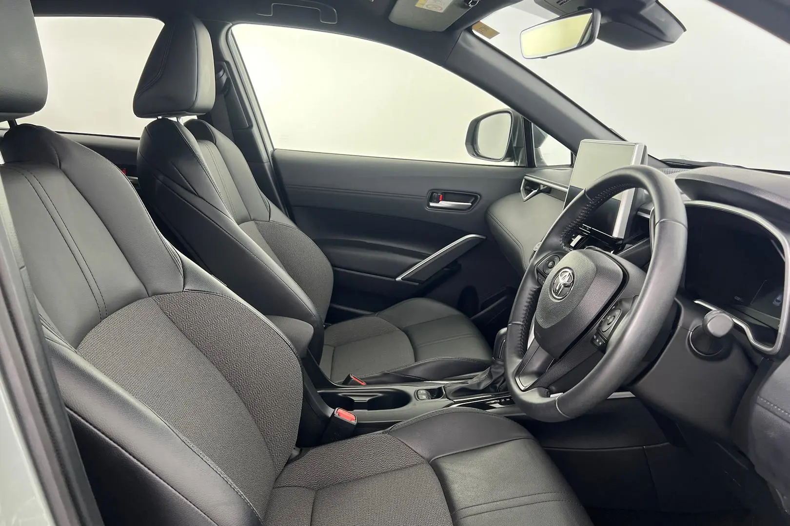 2023 Toyota Corolla Cross Gallery Image 11