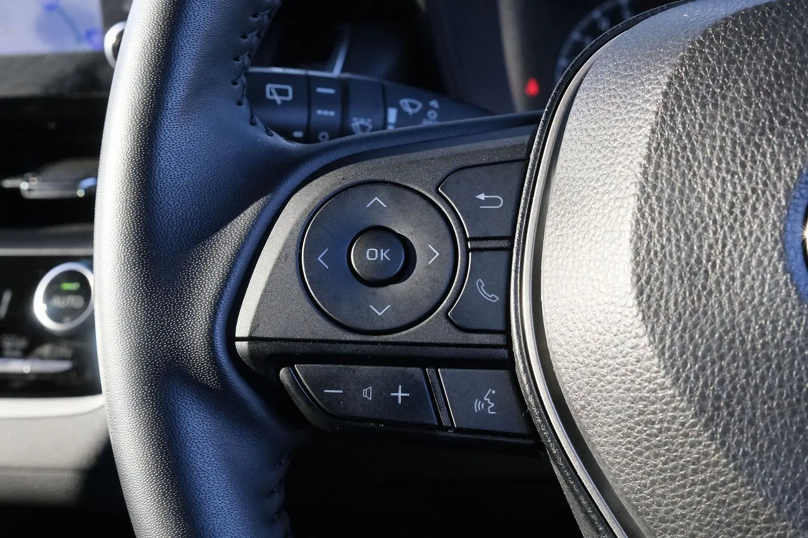 2021 Toyota Corolla Gallery Image 15