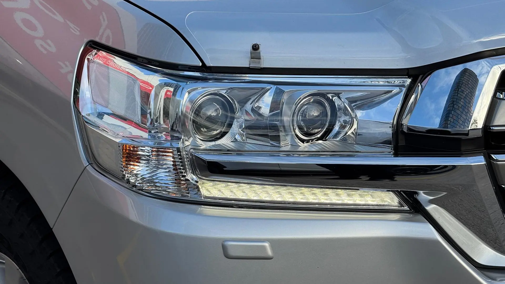 2020 Toyota Landcruiser Gallery Image 14