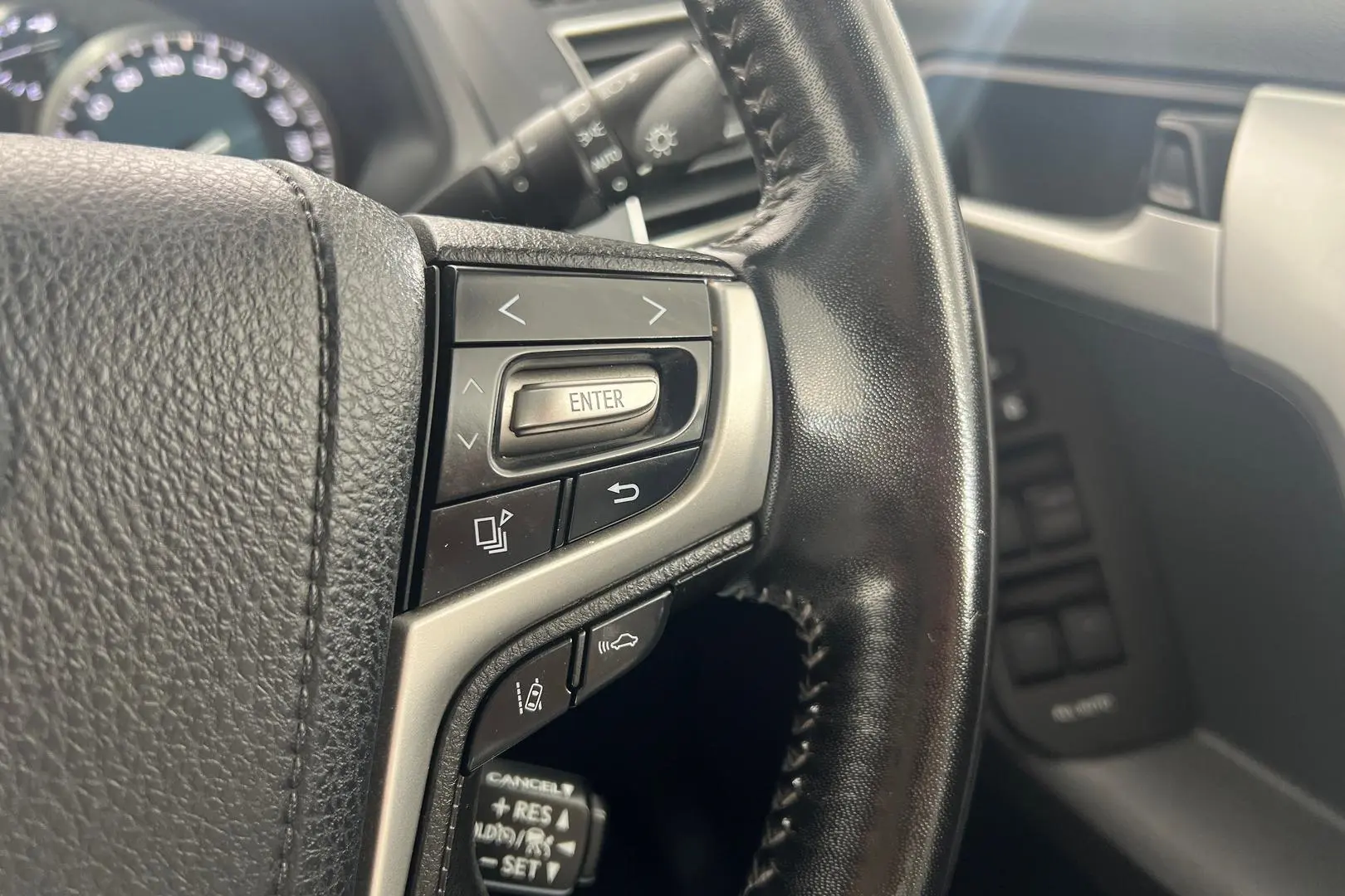 2021 Toyota Landcruiser Prado Gallery Image 22