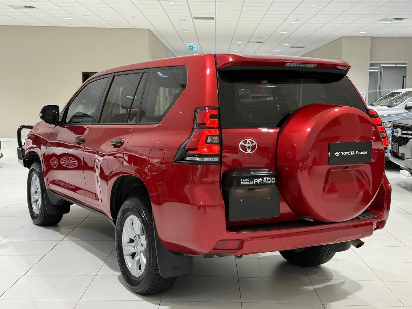 2020 Toyota Landcruiser Prado Gallery Image 8